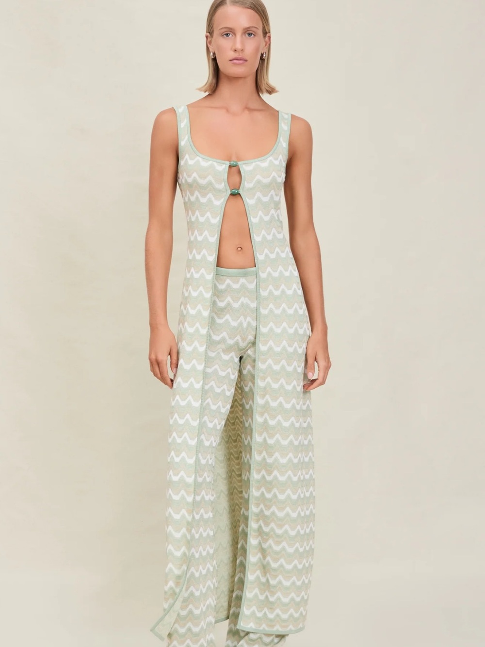 DEVON WINDSOR Fara Robe Aloe